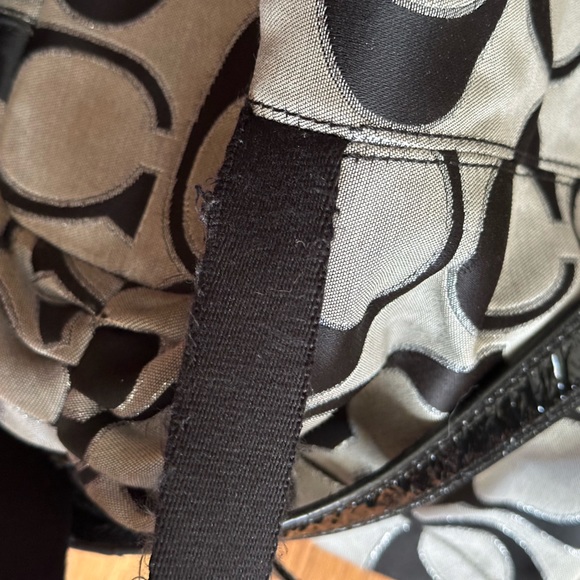 Coach purse backpack authentic - Picture 11 of 14